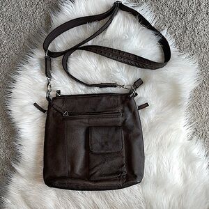 Gun Tote’n Mamas Concealed Carry Leather Crossbody Bag